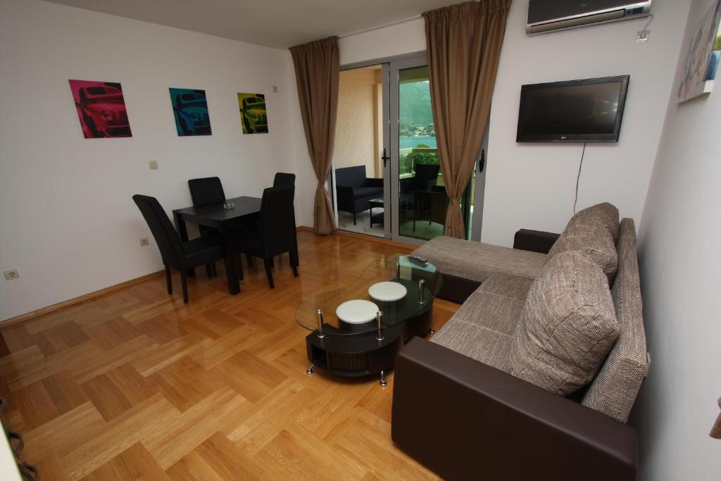 The Old Town Terrace Apartments Μπούντβα Δωμάτιο φωτογραφία